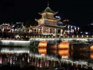 城市24小时 | 目标新增“100万”，这个西部省份凭什么？