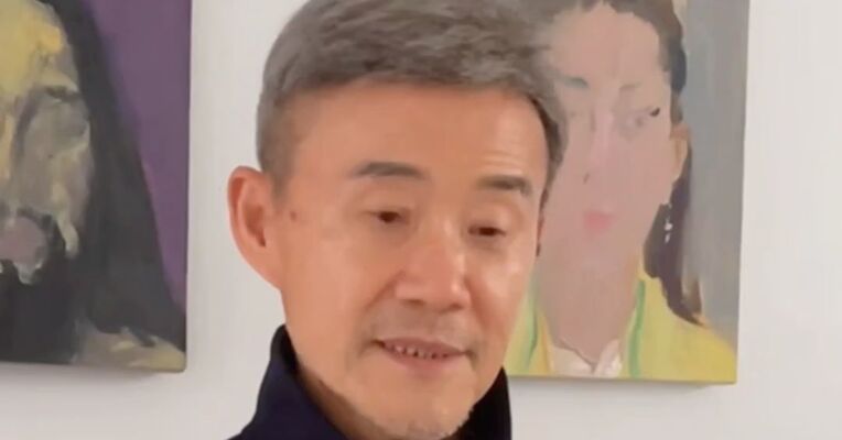 王石回应被抓传闻：一切安好，造谣者交给法律！田朴珺也发文回应