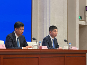 国家医保局答每经问：CT、磁共振等检查检验项目价格有所下调，诊查、护理、手术等项目价格有所上调