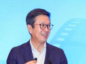 中国电视艺术家协会副主席侯鸿亮：长中短微是表达方式之分，有各自的精品化路径