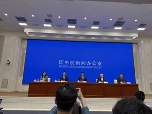 农业农村部：我国农用无人机保有量超过30万架，数量居全球首位
