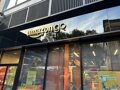亚马逊加码AI组合拳，跨境赛道多强博弈：品牌、直播、AI全域鏖战