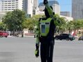 全国首支机器人交警中队正式上岗 ！官方：“组建机器人中队，最直接的出发点就是解放警力”，能有效替代部分基础性、重复性劳动
