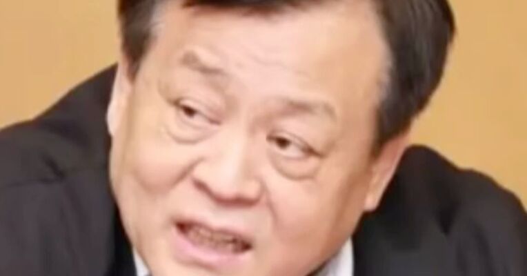 交通银行原党委委员、副行长侯维栋严重违纪违法被开除党籍