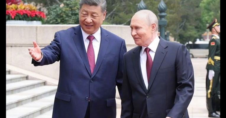 普京对习近平说：亲爱的朋友，一日不见，如隔三秋