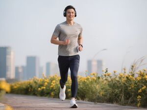 年出货量突破3000万台，开放式耳机能否取代真无线？滤噪技术突破成关键