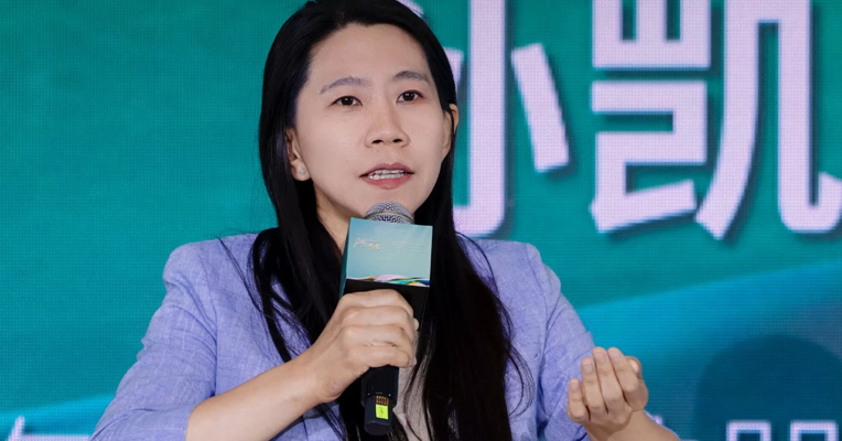 AI工具被滥用，小红书副总裁任爽：鼓励创作者对AI内容标识，坚决反对AI造假、侵权等不良现象