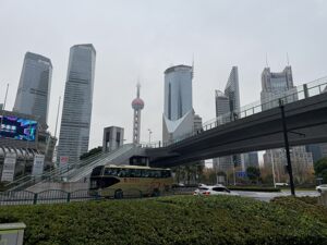房东“电话被打爆，谁约都不见”！上海二手房迎来超长“小阳春”，5月成交量创近6年新高