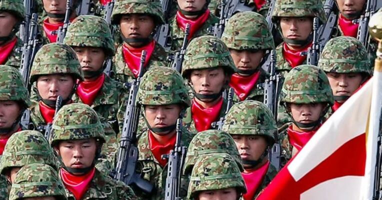 日本强化防卫能力是为了制衡和遏制中国？ 外交部：军国主义“魔盒”一旦打开，没有任何人可以独善其身
