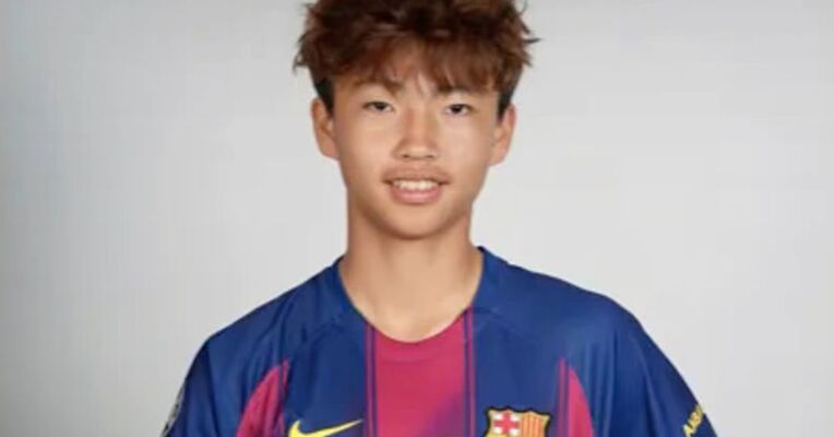 中国第一人！14岁小将李昊炎签约拉玛西亚，将代表巴萨U15出战