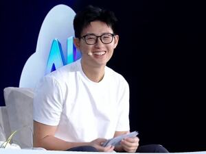 腾讯追问AI下半场：“70后”汤道生对话“95后”姚顺雨