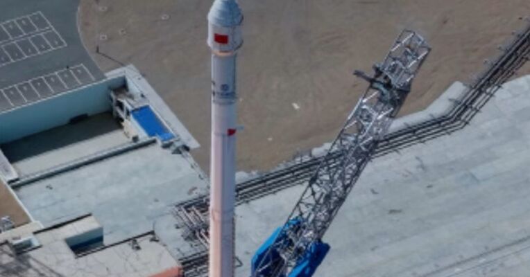 点赞中国航天！ 我国再次发射一箭双星，朱雀二号改进型遥六运载火箭发射成功