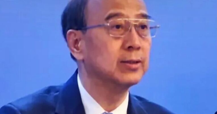 中国石油：选举戴厚良为董事长