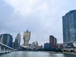 同是“撤辣”，港澳楼市却走势分化？今年以来澳门住宅成交量大涨，核心地段优质楼盘价格回升