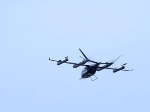 国内eVTOL攻克“载人商用”核心门槛，技术路线首曝光 沃兰特董明：下半场要从“能飞”到“会赚”