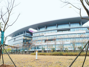 长江存储出让39%股权，武汉新芯将“易主”至光谷国资