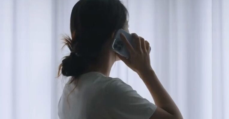 内地女子陷“杀猪盘”被骗千万港元，牵出超2亿港元大案，警方瓦解一诈骗及洗黑钱集团，拘捕69人