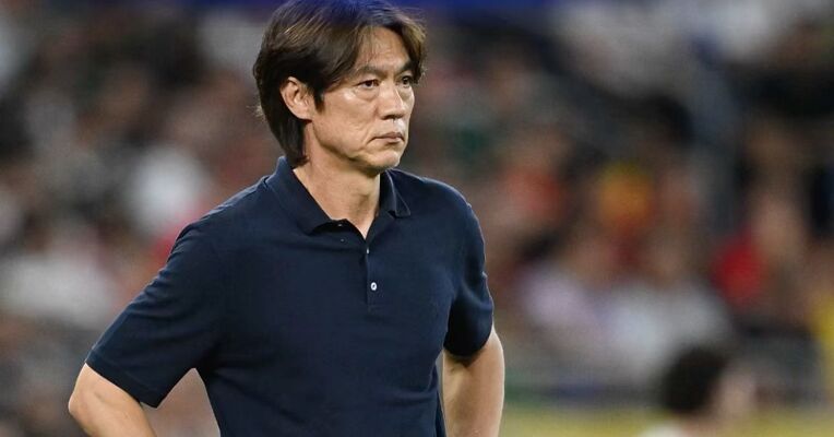 无缘世界杯32强，韩国主帅洪明甫主动辞职：我没能取得公众期望的成绩，责任完全在我，韩国总统李在明批评足协失职