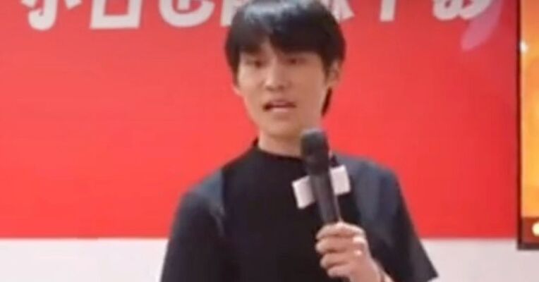 “大杨哥不直播改卖课”？3天2晚收费1980元 三只羊大杨哥线下课已下架#疯狂小杨哥