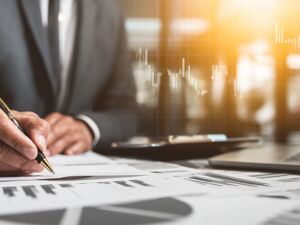 国博电子回复问询函 第一大客户期后回款率1.63%