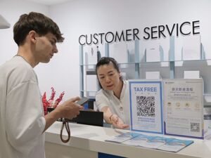 “无纸化”更便利 离境退税2.0擦亮“成都消费”国际名片