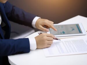 保障责任收紧，惠民保变“鸡肋”了？从“带病可保”到“分级赔付”，产品迎来精细化管理时代