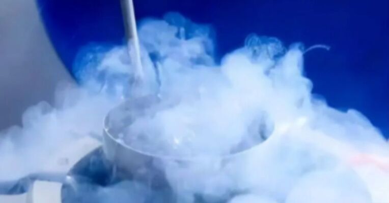 两部门：对氦气实施临时禁止出口管理 氦气是半导体制造的关键原料