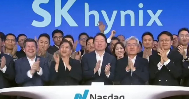 万众瞩目！SK海力士ADR在美股上市首日高开超15% 总市值达1.25万亿美元