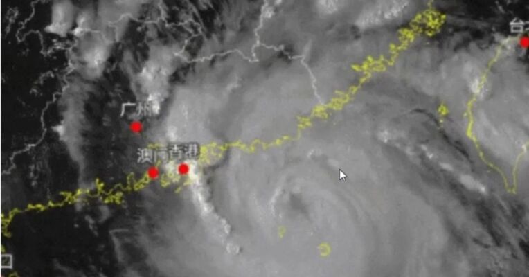 “红霞”已加强为强台风 中央气象台发布今年首个台风红色预警