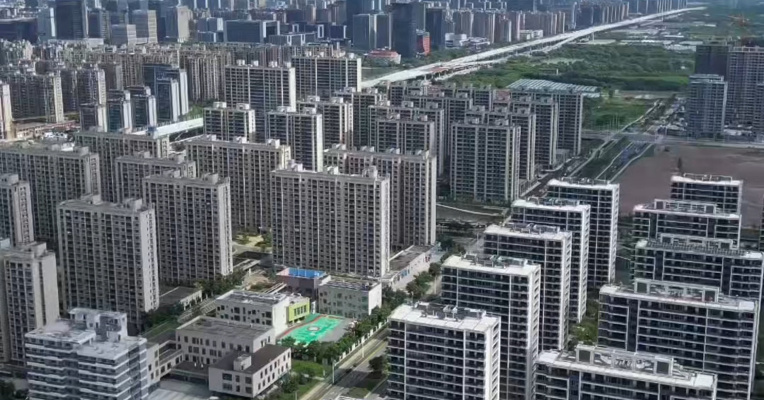 中指院发布7月全国百城房价数据，上海深圳等地新房涨幅领跑 8城二手房价逆势上涨！