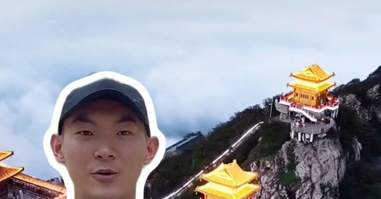 “001号老君山云海观察员”自曝焦虑压力大 景区负责人：以后可能会有002号、003号，但现在还不确定