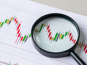 联创光电及实控人遭中国证监会立案调查，同日披露债务逾期及控股股东股份将被冻结拍卖