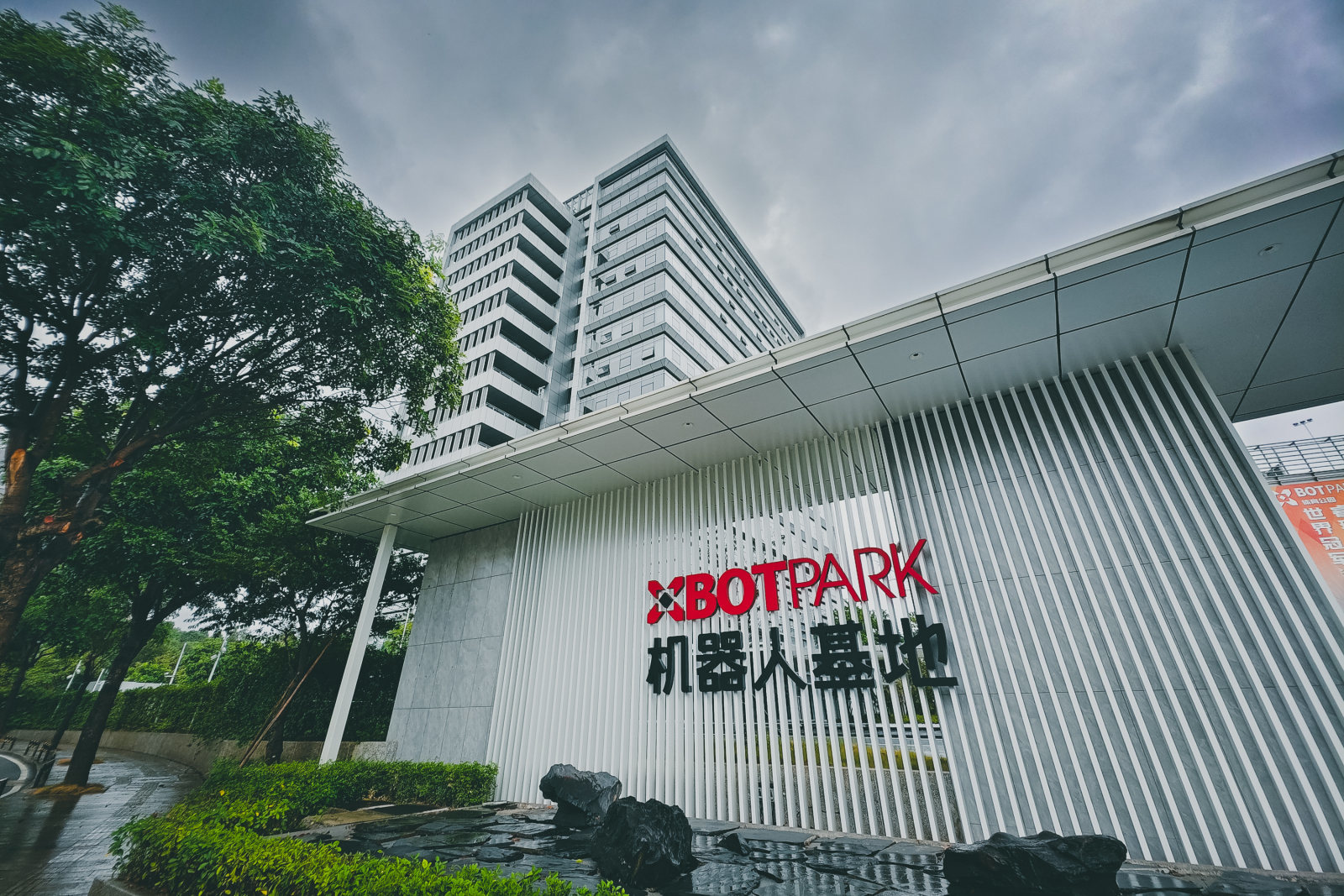 这座上半年“无新增上市公司”的城市，为何市值增幅领跑全国？