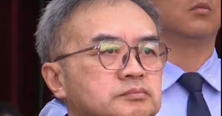 涉案超2.8亿元 南京市人大常委会原主任龙翔被判死缓