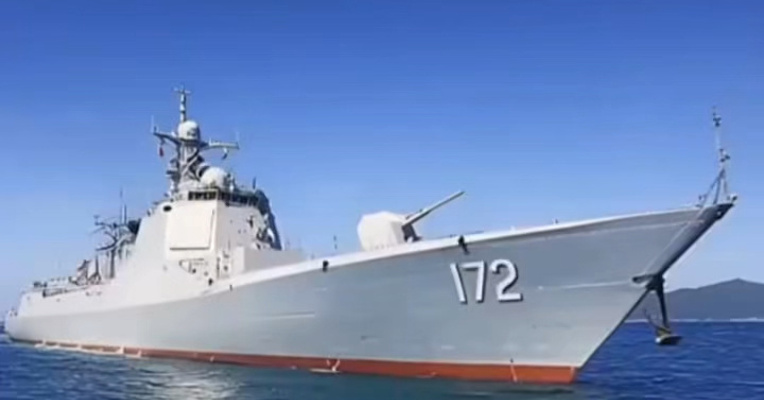 中国海军第49批护航编队，起航赴亚丁湾 执行护航任务 导弹驱逐舰昆明舰 首次执行护航任务
