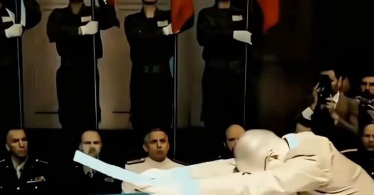 日本政要在战败投降日“拜鬼” 中方提出严正交涉、强烈抗议！ 有关错误行径是对历史正义的亵渎 对战后国际秩序的挑衅