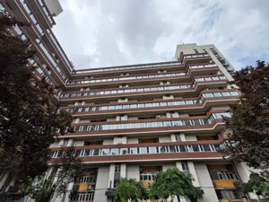 以前5家产权单位“各管各”，“外面下大雨，屋里下小雨”，如今家园焕新 ：北京首例央企实施央地混改小区是如何落地的？