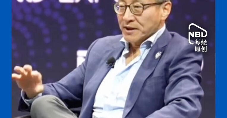 约1.2亿港元！阿里管理层出手增持，蔡崇信增持72万股，吴泳铭增持35万股，对公司AI战略投下信心票