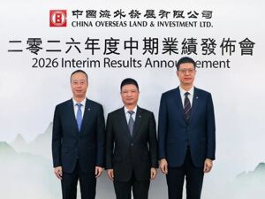 十强房企唯一双位数增长，近七成销售押注一线城市，中海地产凭什么稳？