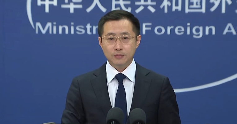 外交部介绍尼泊尔泥石流灾害情况：尼方一侧受灾地区失联中国公民近百人，再次提醒在当地中国公民及时转移避险，注意防范次生灾害