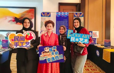 浓园集团董事长杨丽：非遗发展不能只聚焦网红文创