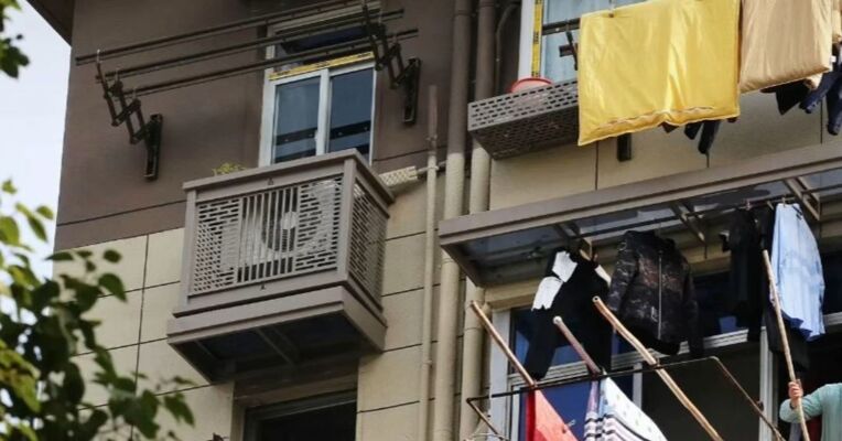 广东佛山拟规定：临街阳台和窗外不得晾晒有碍市容的物品 违者最高罚500元