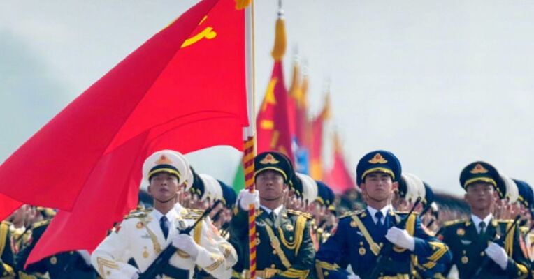 纪念伟大胜利！今天是抗战胜利81周年，30秒重温九三阅兵，再看亿遍，亮剑震宵小，吾辈当自强!