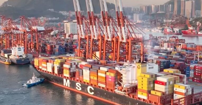 中国外贸延续快速增长态势！前8个月，我国货物贸易进出口总值34.78万亿元，同比增速17.6%