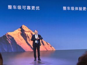 问界M9 Ultimate领世加长版开启交付 赛力斯张兴海：今天交付恰到好处，早了“火候”没到
