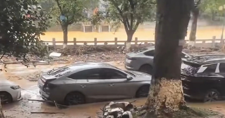 海南岛极端强降水过程基本结束，最大降雨量921毫米！两部门针对海南启动国家自然灾害救助四级应急响应