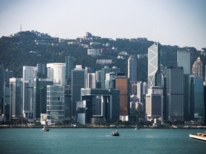 香港首个五年规划｜现有口岸在条件许可下亦考虑引入“合作查验、一次放行”的新型通关模式