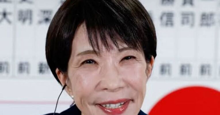 日本高市内阁全体阁僚提交辞呈，专家：高市望借“换血效应”拉抬持续下滑的支持率，极右翼政党入阁加速高市政府右倾化
