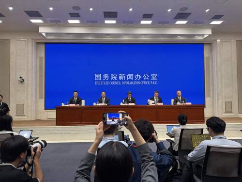 国家广播电视总局：将机顶盒功能以软件形态内置于电视机，一台电视即可畅享直播等全类型电视业务