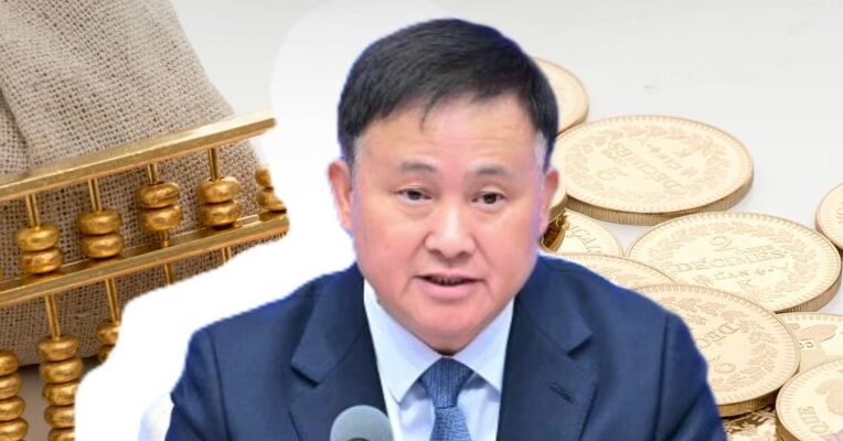 央行行长潘功胜发声：中国金融正发生重要结构性变化 支持实体不靠“大水漫灌”防止资金空转淤积